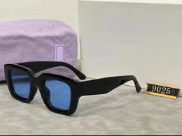 Lunettes de soleil polarisées carrées de styliste pour femmes, lentille à monture rectangulaire avec logo de marque, lunettes de soleil pilote UV400, lunettes de vacances avec boîte9025