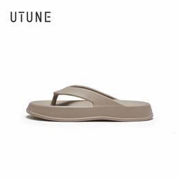 Hommes femmes utune tongs flip ergonomics chaussures d'été pour les pantoufles extérieures plates plats eva plate-forme en caoutchouc de plage coussin slidesthick 240410