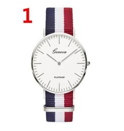 Men Women Watches 40 mm de diseñador de cuarzo de nylon lienzo Band Watch Casual Unisex Xmas Gifts Brandwatch 1024 Alta calidad2549729432