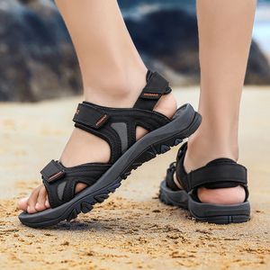 hommes femmes formateur sport grande taille sandales transfrontalières chaussures de plage d'été sandale décontractée pantoufles jeunesse tendance respirant extérieur code de chaussure: 23-8816-1