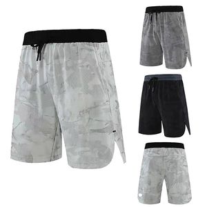 Men Yoga Sports Korte snelle droge camo -shorts met pocket mobiele telefoon Casual lopende sportschool jogger pant r317