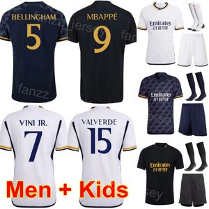 Heren Jeugdvoetbal 1 Thibaut Courtois Jersey 23-24 Club 1 Iker Casillas 4 David Alaba 18 Aurelien Tchouameni 21 Brahim Diaz 20 Fran Garcia Voetbalshirtsets HuangMa