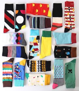 Men039s chaussettes de mode d'été coton coton coloré à rayures jacquard art hit couleur point long men39s robe sock7704114