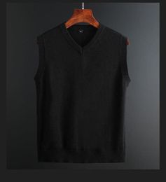 Men039s Gilet Golf Vest Solid Vneck Cotton Autumn Printemps Chandails de mode sans manches Tricoted Wool Male Male Pullover7507314