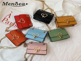 Menoea Girl Accessoires Girls Sacs coeur 2020 Fashion Kids Geometric Shape Girl Packages Baby Pu Bag Sacs pour tout-petits Children5651081