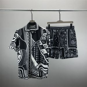 Mens 2 pièces Place Outfits Shirt Hawaiian et Shorts Set Summer Casual Bouton Down Downwear