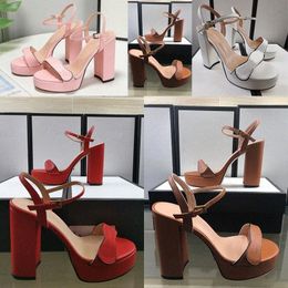 Mode zomer sandalen schoenen kristallen lederen sandalen suede buckle goud zwart rode dames spike feest hoge hakken maat 35-429RQO#