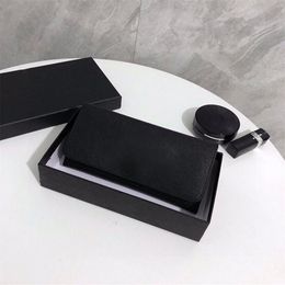 Heren- en damesontwerpers Wallets Card Holder Kussenvorm Cowhide Fashion Business Style with Pockets Gift Box271L
