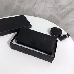 Heren en damesontwerpers Wallets Card Holder kussenvorm Cowhide Fashion Business Style with Pockets Gift Box276n