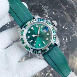 Montres mécaniques automatiques en diamant pour hommes relojes Ocean 40mm bracelet de montre à cadran vert classique montre-bracelet de natation montre lumineuse saphir montre d'affaires décontractée de luxe