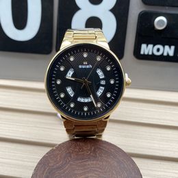 Mens Automatic Watch 904L Steel Starp Luminous Sapphire Waterproof polshorloges Kalender/datum Gold Tag Watch voor mannen