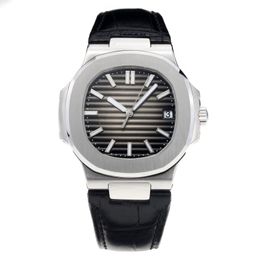 HETTRE AUTOMATIQUE AUTOMATIQUE Mouvement automatique avec cadran gris foncé Sapphire Verre S / S Verre Sapphire High Quality Designer Watches For Men Square Watch Dial 43 mm