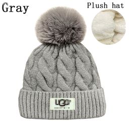 Herren-Beanie-Designer-Wintermütze mit Bündchen, gestrickte Motorhaube, Sport-Luxus-Buchstaben-Totenkopfkappen, modische Straße, klassische schwarze Mützen, einfach V-12