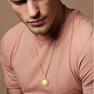 Heren Bijbel Verse Gebed CZ Ketting Christelijke sieraden 14K Geel goud Bidde handen Munt Munt Medal Pendant Kettingen 2648