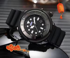 heren big size designer horloges mannen japan automatische quartz uurwerk waterdichte klok rubberen band lumineuze nachtgloed functie alle misdaad coole polshorloge geschenken