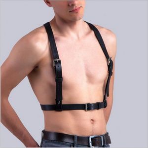 Correas de cuero de imitación para hombre Bondage Tirantes de cuerpo ajustables negros Cinturones Arnés de sujeción Bdsm