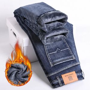 Hommes d'affaires chaud polaire jean hiver décontracté mâle épais velours coupe ajustée pantalon classique noir bleu élastique coton Denim 231222