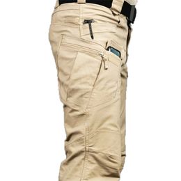 Pantalon cargo de camouflage pour hommes Pantalon militaire à poches multiples élastique Pantalon de jogging en plein air Pantalon tactique de grande taille pour hommes 220812