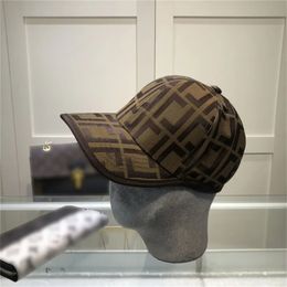 Diseñadores de sombrero de béisbol para hombres caps sombreros para mujeres ajustados fedora fedora letra stripe hombres gorro borderyf0zj