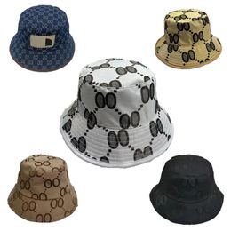 Chapeau de capuche pour hommes hommes Visor Summer Hats Designers Men Embroderie Wide Brim Cappellino Caps plats Casquette Luxe Golf Fishing Top Luxury Fa120 H4