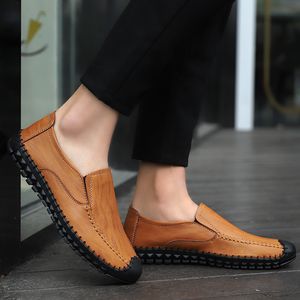 Chaussures causales masculines pour hommes en cuir chaussures décontractées homme homme mode zapatos décontractés de hombre new respirant pour causal
