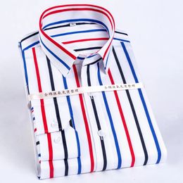 Chemise habillée rayée résistante aux rides pour hommes, manches longues, col à boutons cachés, chemises décontractées en pur coton, 240328
