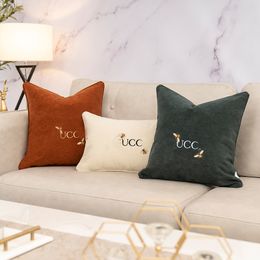 Diseñadores de algodón para hombre Moda Cojines Cojines de alta calidad Artículos para el hogar Letra decorativa Impreso Muebles para el hogar Para mujer Oreiller 588