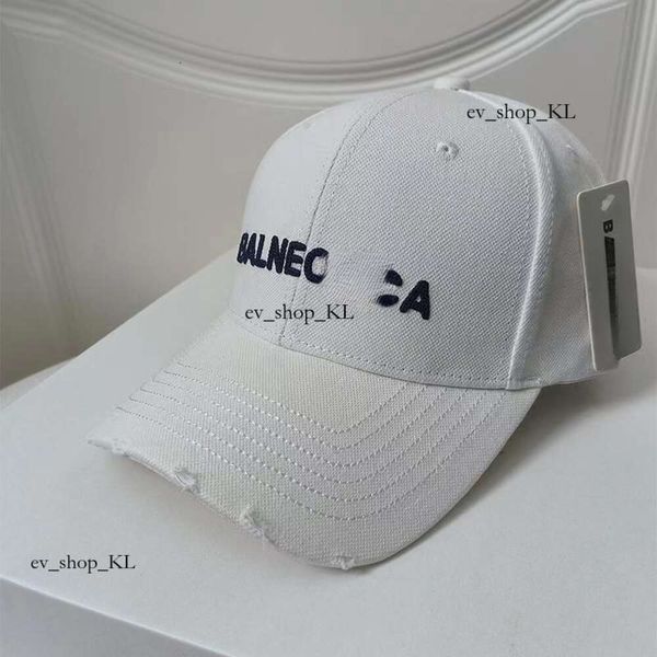 Diseñador para hombre Balengiaga Sombrero Pareja deportiva Baleciaga Bola Capas Mujeres Fashion Fashion Sunshade Warmth Letter Bordery Harajuku 3d Cap 145