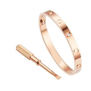 Bracelet bracelet de créateur pour hommes Bracelet pour les femmes en acier d'or titane grâces de la Saint-Valentin bijoux de mode Gift yz82 962998 s