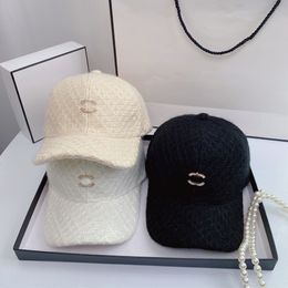 Heren Designer Emmer Hoed voor Mannen Vrouwen Merk Letter Ball Caps 4 Seizoenen Verstelbare Luxe Sport Metaal Kristal Dubbele Letters Baseball Hoeden Cap Bindende Zonnehoeden