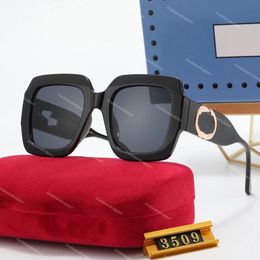 Gafas de diseñador para hombre Gafas de sol de diseñador de lujo Gafas clásicas Goggle Gafas de sol de playa al aire libre para hombre Una variedad de gafas de sol originales opcionales para mujer