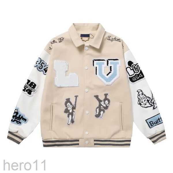 Diseñador para hombre Chaqueta de béisbol de cuero Moda Varsity Bomber Chaquetas Casual Crema Blanco Conejito Varsity Letterman Chaqueta universitaria Hombres Ropa de abrigo Tamaño EPE9