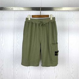 Shorts de concepteur pour hommes Stones Islanness Cargo Pockets Travail Pantalon de survêtement en cinq pièces Multi-fonction de cuisse courte