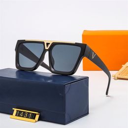 Lunettes de soleil de créateurs pour hommes pour femme Summer Sun Glasses Femme Square rétro Polarized Eyewear Luxury Sunglasses with Box Eyegla212b