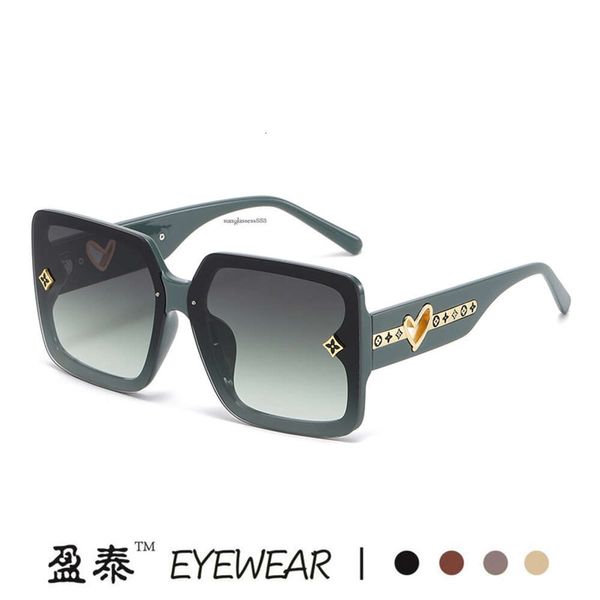 Lunettes de soleil de designer pour hommes pour femmes New Box Fashion Show Love Hollow Out Trend Network Rouge Même Style Street Photo Lunettes de soleil à grand cadre