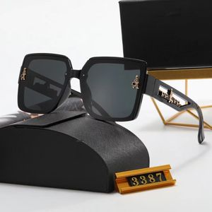 Gafas de sol de diseñador para hombre para mujer Gafas de sol Moda al aire libre Atemporal Estilo clásico Gafas Retro Unisex Gafas Deporte Letra lateral recorte diseño metal