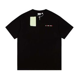 Camiseta de diseñador para hombre Marca de moda de lujo Camisa con letras negras Camisa estampada Bordado Camiseta de algodón de manga corta Mujeres hombres cortos conjunto corto 15