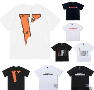 Designer masculin T-shirt Amis Lettre imprimé t-shirts Big V Men Femmes Femmes Courtettes Hip Hop Style noir blanc orange t-shirts Vlo Tees Size S-xl13