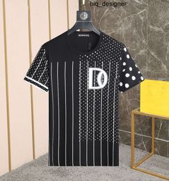 dsquared2 dsquared 2 d2 dsq2 Вы Créateur masculin T-shirt italien Milan Fashion Polka Dot avec tshirt imprimé rayé Summer noir blanc hip hop