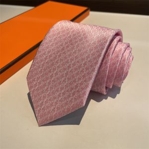 Hommes Designer Cravate De Luxe Gentleman Cravates Cravate En Soie À La Main Broderie Marque Cravate Costume Chemise D'affaires Cravates Avec Boîte