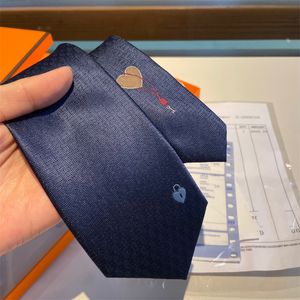 Corbatas de diseñador para hombre, corbatas bordadas hechas a mano, corbatas de seda tejidas para hombre, corbata de alta calidad para padre, marca con cierre de caballo, corbata de lujo