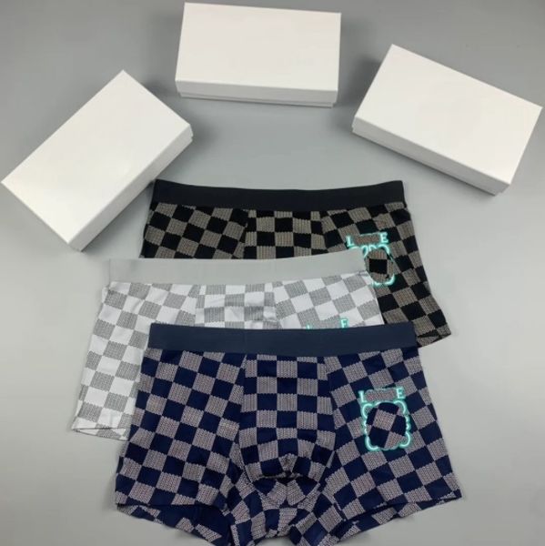 Haute qualité Hommes Designers Boxers Marques Sous-vêtements Sexy Classique Hommes Boxer Casual Shorts Sous-vêtements Respirant Coton Sous-vêtements 3pcs avec boîte ffdhsfjsjd