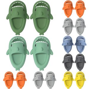 43 MENS FEMMES CHARK SUMME COULEUR COULEUR COUPLE COURTES PARINS EXTÉRIEUR HEUX INDOOR MAISONS DRAMINES SLIPPERS GAI