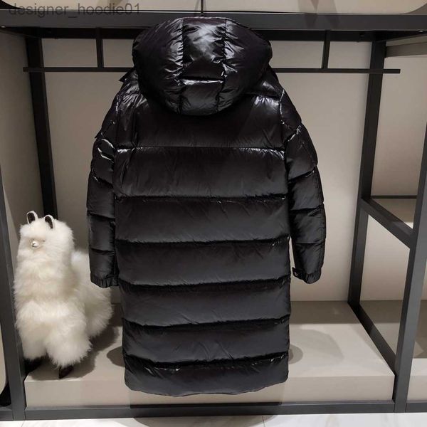 Parkas de plumón para hombre Francia mon Chaqueta de diseñador para hombre Chaqueta de plumón a prueba de viento cálida de invierno Material mate brillante Modelos de pareja de tamaño asiático Ropa para mujer El sombrero es removible