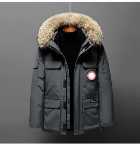 Veste de parkas pour hommes et moyens d'hiver de la longueur du nouveau style canadien surmonte les amoureux de travail des vêtements d'oie épais