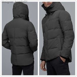 Mens Down Parkas Hiver Sports de loisirs en plein air Designer Down Jacket Canard blanc Coupe-vent Mens Parkas Vestes Collier Chapeau Garder au chaud véritable peau de loup mode classique a