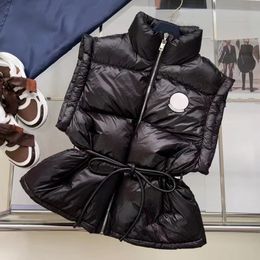 Chalecos para hombre Down Fashion Puffer Jacket Winter Whomens Warm Warm Tarmed a prueba de viento Expernoras para el viento 22fw chalecos de diseñador ropa para hombres