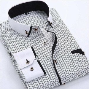 Robe masculine Designer Casual Slim Fit Long Maneve Business Shirt Male Print Automne Automne Formal Coton Shirts Men New Brand