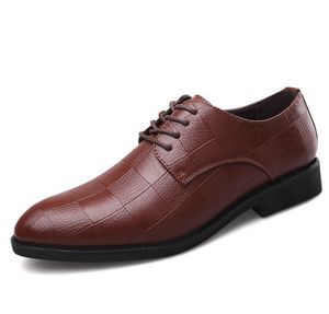 Mens jurk schoenen mode puntige neus lace up mannen zakelijke casual bruin zwart lederen oxfords schoen groot formaat 38-48