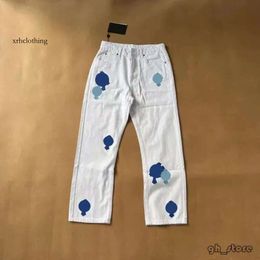 Herrenmode-Designer-Jeans, Damen-Designer, Make Old Washed Chrome, gerade Hose, Herz-Buchstaben-Drucke für Damen und Herren, lässige lange lila Jeans 65